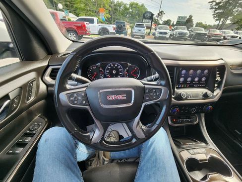 Used 2021 GMC Acadia AT4 w/ Technology Package AWD/4WD image 17