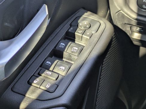 New 2026 RAM 1500 4x4 Crew Cab image 26