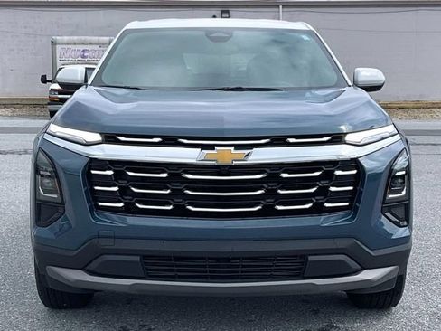 Used 2026 Chevrolet Equinox LT w/ Convenience Package II FWD image 4