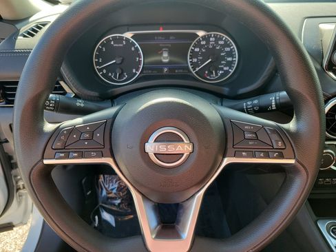 Certified 2024 Nissan Sentra SV FWD image 18