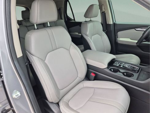 Used 2025 Honda Pilot EX-L image 19