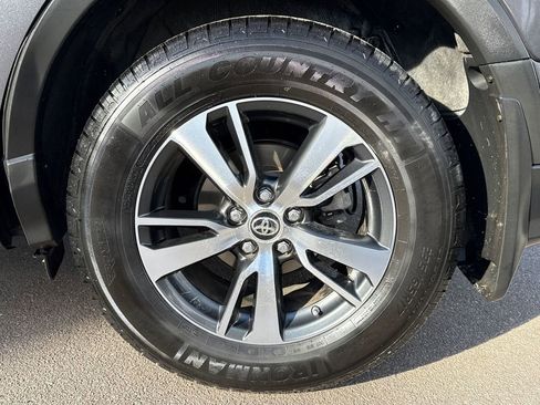 Used 2018 Toyota RAV4 XLE image 25