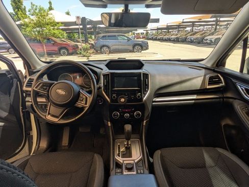 Used 2023 Subaru Forester Premium AWD/4WD image 12