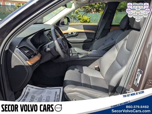 Certified 2024 Volvo XC90 T8 Plus w/ Protection Package Premier image 9