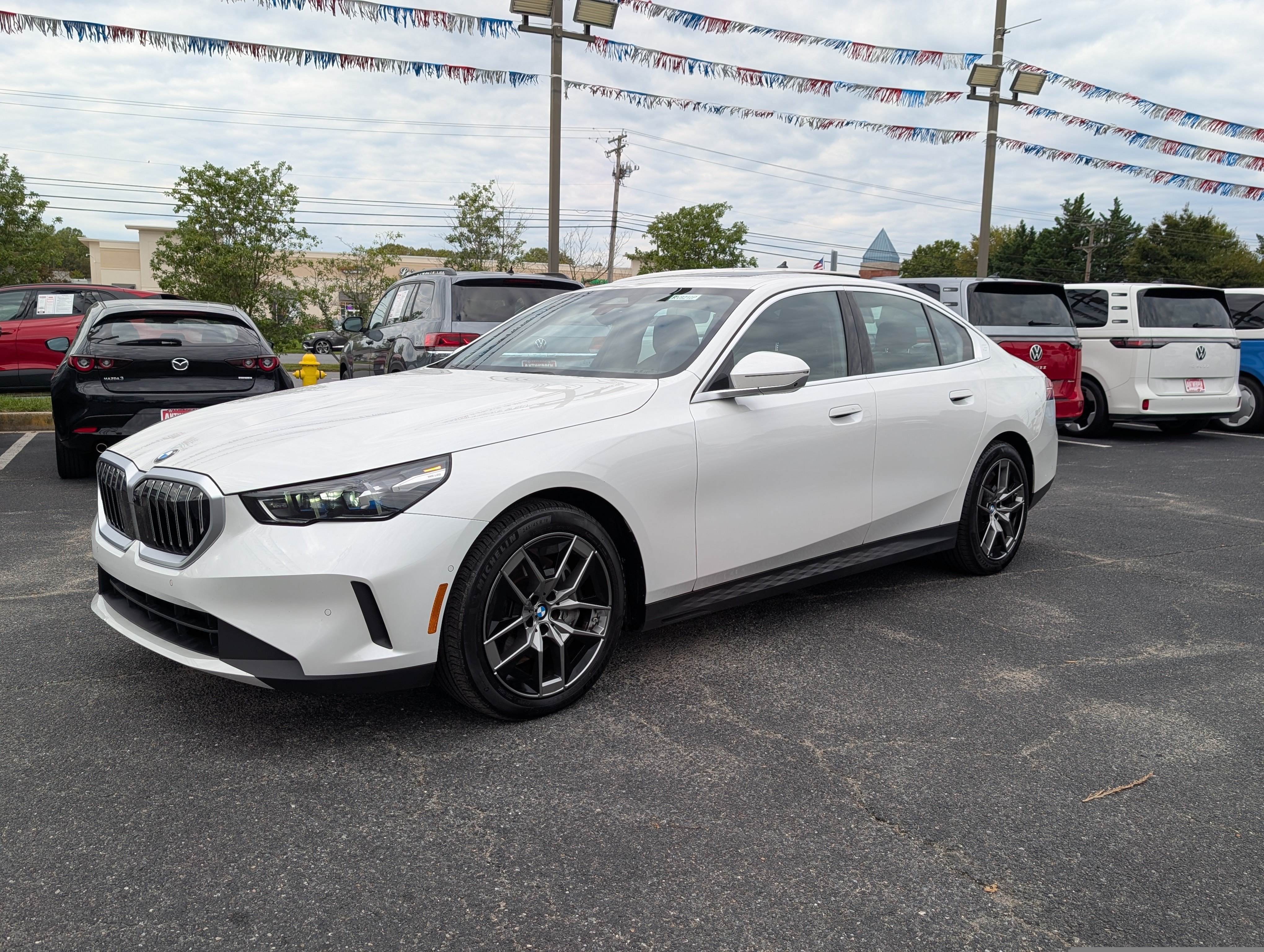Used 2026 BMW 540i xDrive AWD/4WD image 2