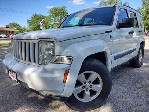 Used 2012 Jeep Liberty Sport w/ Popular Equipment Group AWD/4WD image 1