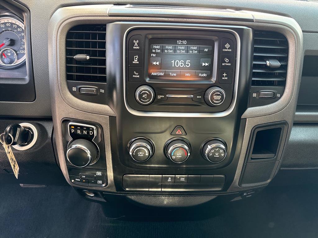 Used 2017 RAM 1500 Express AWD/4WD image 11