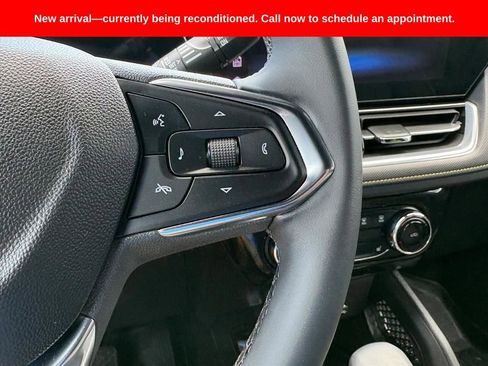 Used 2025 Chevrolet TrailBlazer ACTIV w/ Convenience Package AWD/4WD image 16