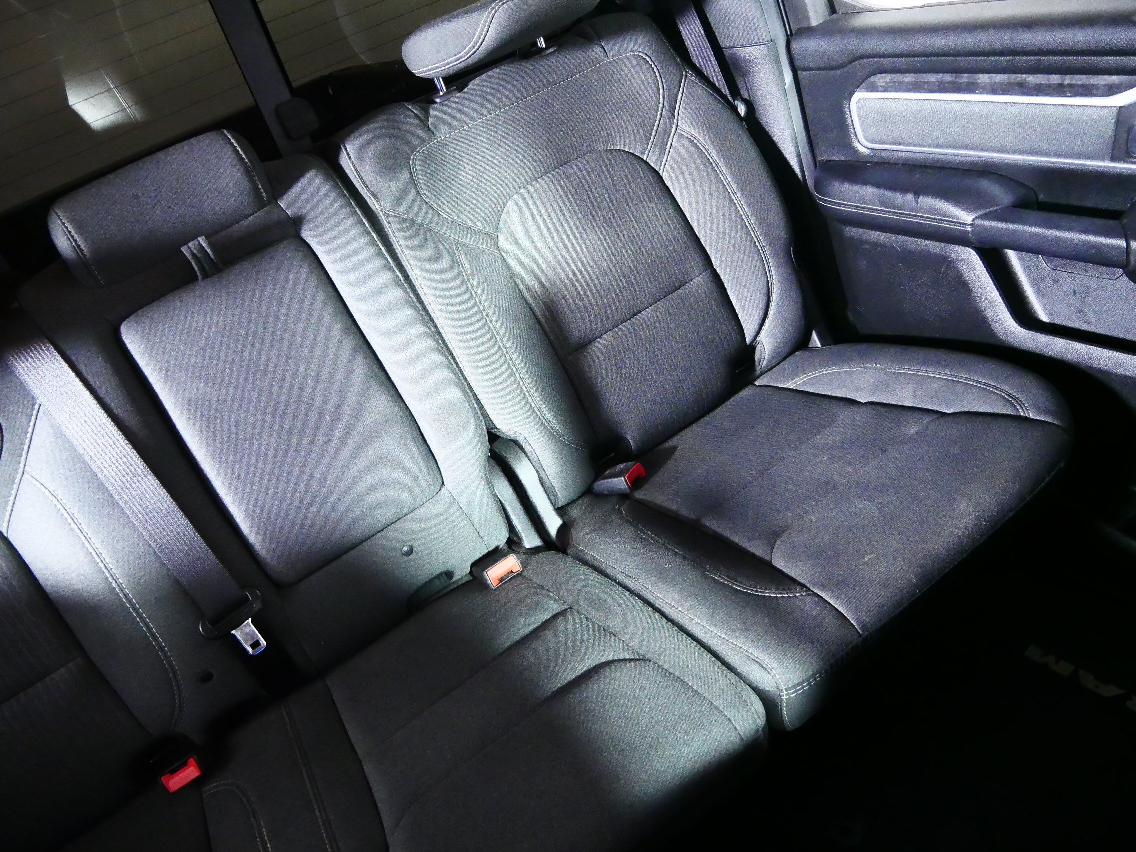 Used 2020 RAM 1500 Big Horn AWD/4WD image 14