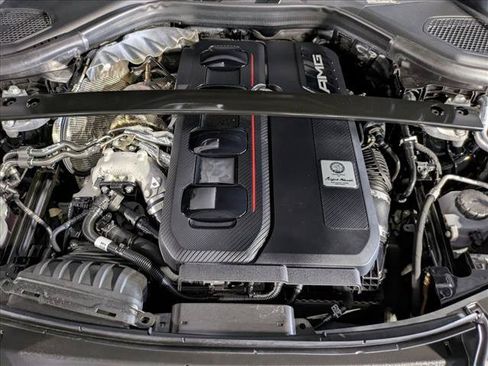 Used 2025 Mercedes-Benz GLC 63 AMG S image 27