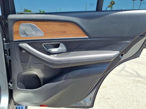 Used 2021 Mercedes-Benz GLE 350 w/ AMG Line Exterior image 26