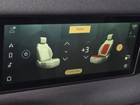 Used 2023 Land Rover Defender 110 SE image 31