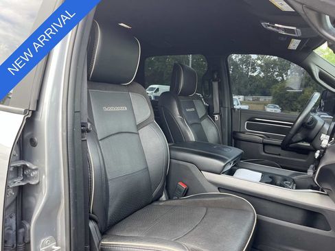 Used 2022 RAM 2500 Laramie w/ Night Edition AWD/4WD image 27