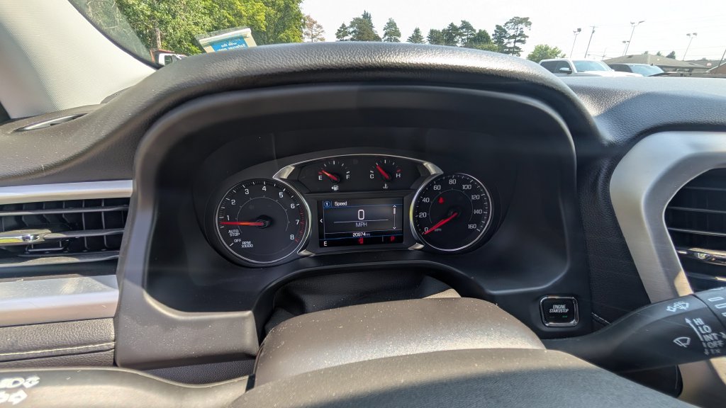 Used 2023 GMC Acadia SLE w/ Driver Convenience Package AWD/4WD image 9