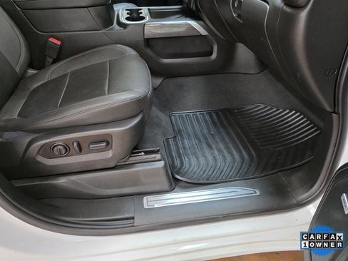 Used 2022 Chevrolet Silverado 2500 LTZ w/ LTZ Convenience Package image 16