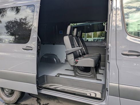New 2025 Mercedes-Benz Sprinter 2500 image 7