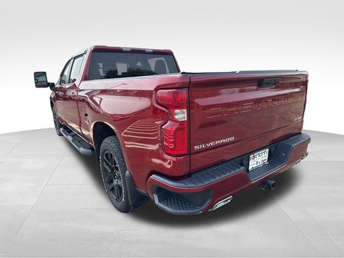 Used 2023 Chevrolet Silverado 1500 RST AWD/4WD image 5