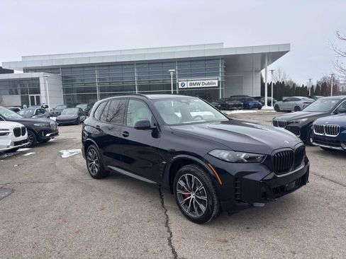 New 2026 BMW X5 xDrive40i w/ M Sport Package AWD/4WD image 1