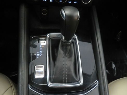 Used 2018 MAZDA CX-5 Touring FWD image 40