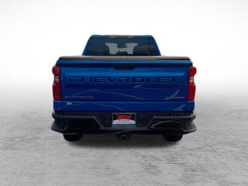 Used 2023 Chevrolet Silverado 1500 Custom Trail Boss AWD/4WD image 7