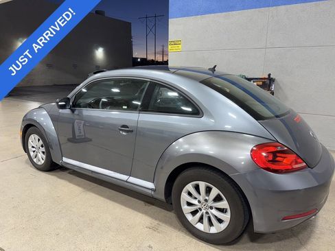 Used 2014 Volkswagen Beetle 2.5 image 4
