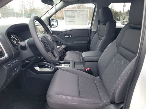 Certified 2026 Nissan Frontier SV w/ SV Convenience Package AWD/4WD image 16