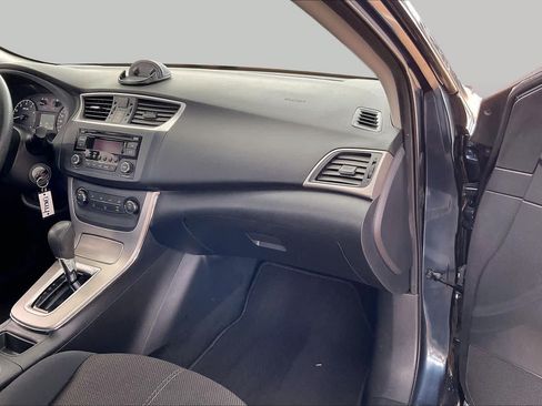 Used 2015 Nissan Sentra S FWD image 18