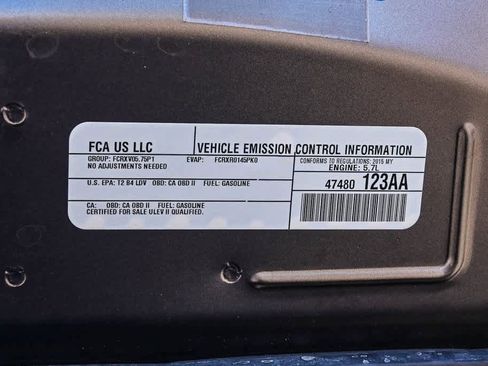 Used 2015 Dodge Challenger R/T Plus image 37