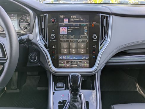 Certified 2025 Subaru Outback Onyx Edition w/ Popular Package #2 image 18