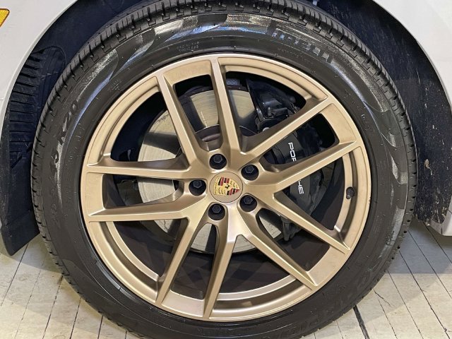 Certified 2023 Porsche Macan S AWD/4WD image 14