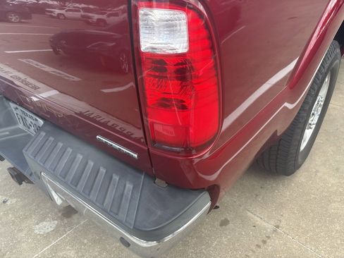 Used 2015 Ford F250 XLT w/ XLT Value Package image 6