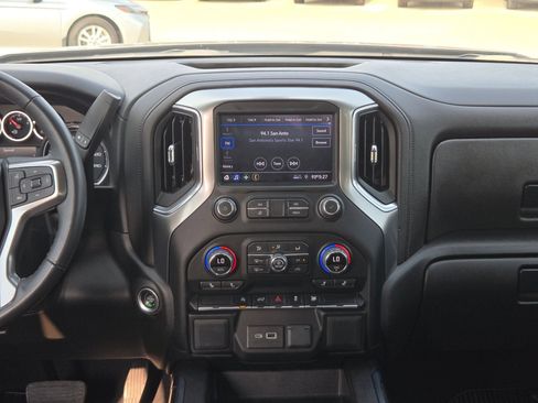Used 2022 Chevrolet Silverado 1500 RST RWD image 16
