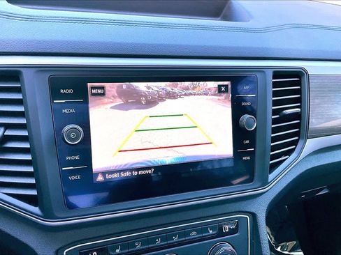 Used 2020 Volkswagen Atlas SE w/ Panoramic Sunroof Package image 27