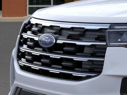 New 2026 Ford Explorer Active w/ Active Comfort Package RWD image 17