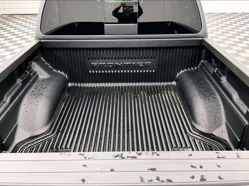 New 2026 Nissan Frontier SV AWD/4WD image 17
