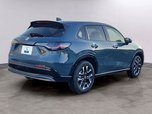 New 2026 Honda HR-V EX-L image 3