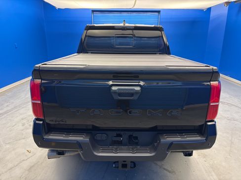 Used 2024 Toyota Tacoma TRD Sport w/ TRD Sport Premium Package AWD/4WD image 6