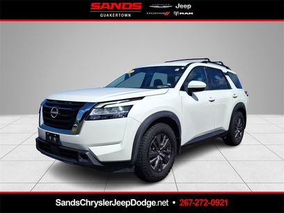 Used 2022 Nissan Pathfinder SV