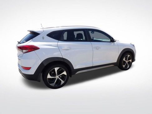 Used 2017 Hyundai Tucson Sport FWD image 17