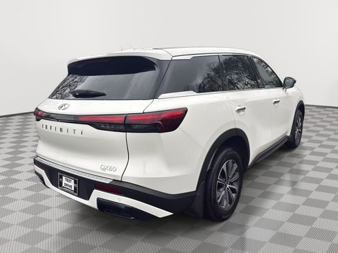 Certified 2025 INFINITI QX60 Pure w/ Cargo Package image 5