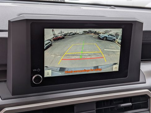 Used 2025 Toyota Tacoma SR5 image 34