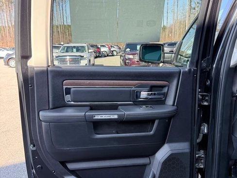 Used 2016 RAM 1500 Laramie w/ Convenience Group AWD/4WD image 17