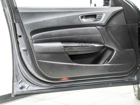 Used 2018 Acura TLX image 41