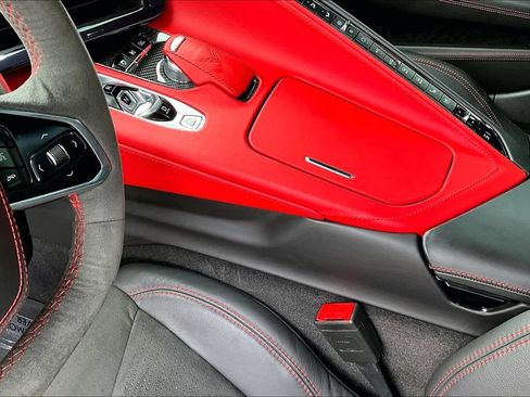 Used 2023 Chevrolet Corvette Stingray Premium Conv w/ Stealth Interior Trim Package RWD image 19