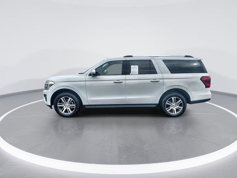 Used 2024 Ford Expedition Max Limited AWD/4WD image 5