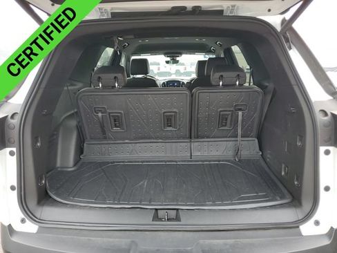 Certified 2023 Chevrolet Traverse RS w/ LPO, Floor Liner Package AWD/4WD image 37