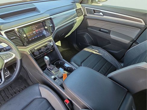 Used 2023 Volkswagen Atlas Cross Sport SEL Premium R-Line image 12