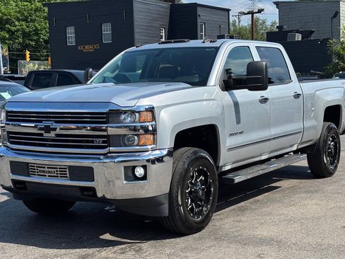 Used 2015 Chevrolet Silverado 3500 LTZ w/ Duramax Plus Package AWD/4WD image 4