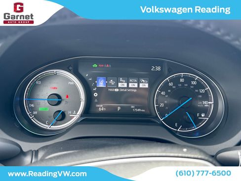 Used 2023 Toyota Venza LE AWD/4WD image 15