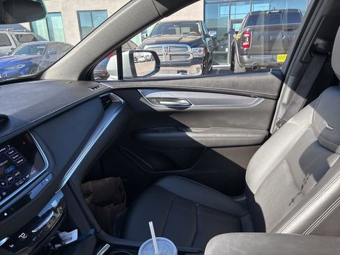 Used 2023 Cadillac XT5 Luxury image 10